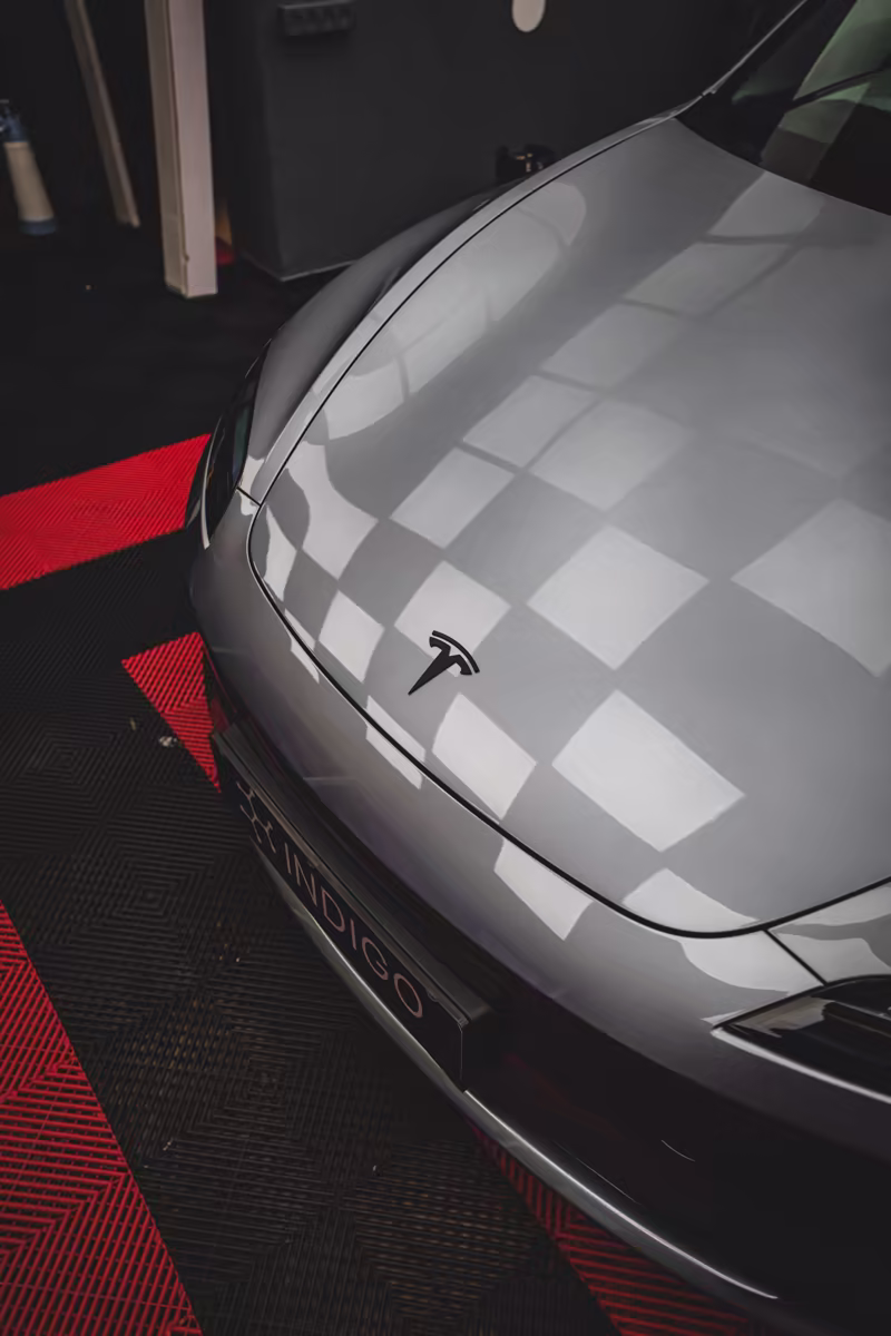 Плёнка PPF в сером на Tesla Model 3 — фото 4