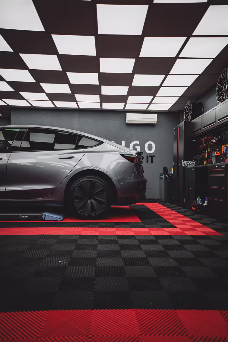 Плёнка PPF в сером на Tesla Model 3 — фото 5