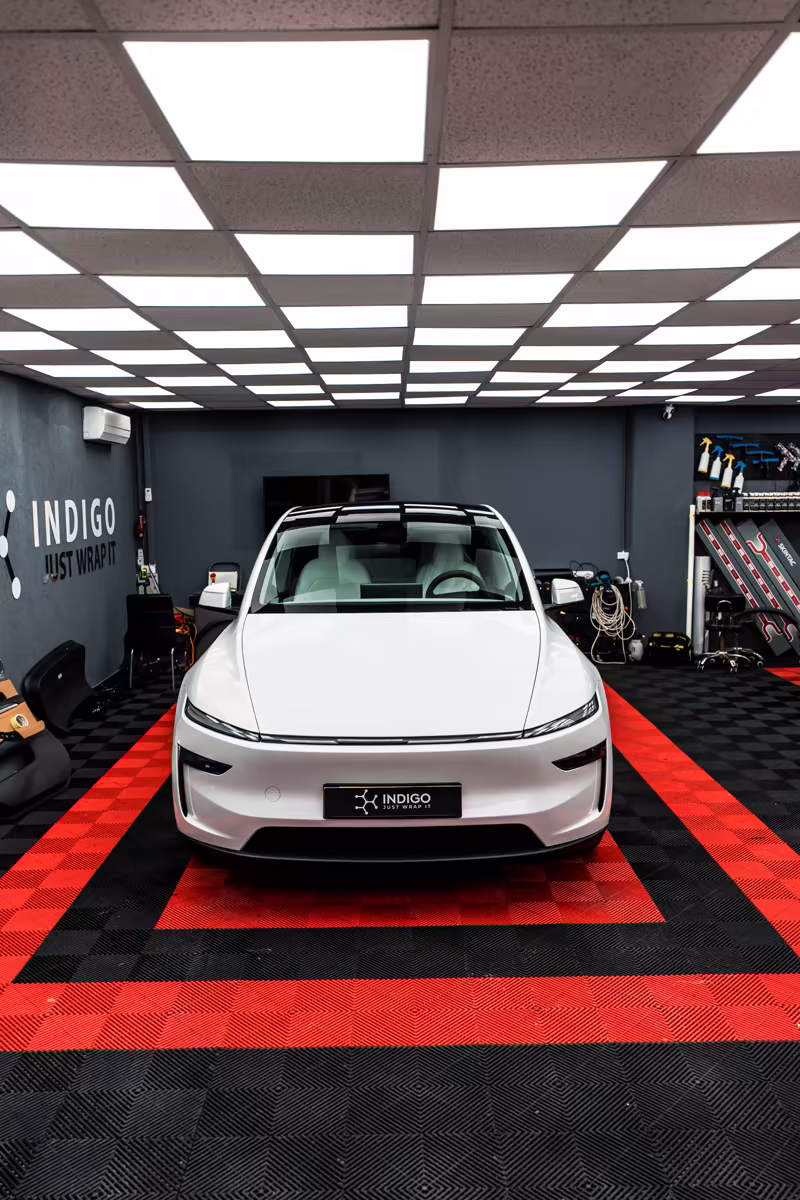Прозрачная плёнка PPF на Tesla Model Y — фото 3