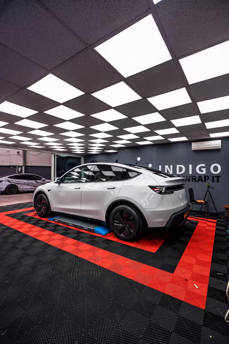 Прозрачная плёнка PPF на Tesla Model Y — фото 9
